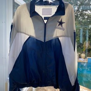 Authentic Vintage NFL Cowboys Windbreaker Jacket
